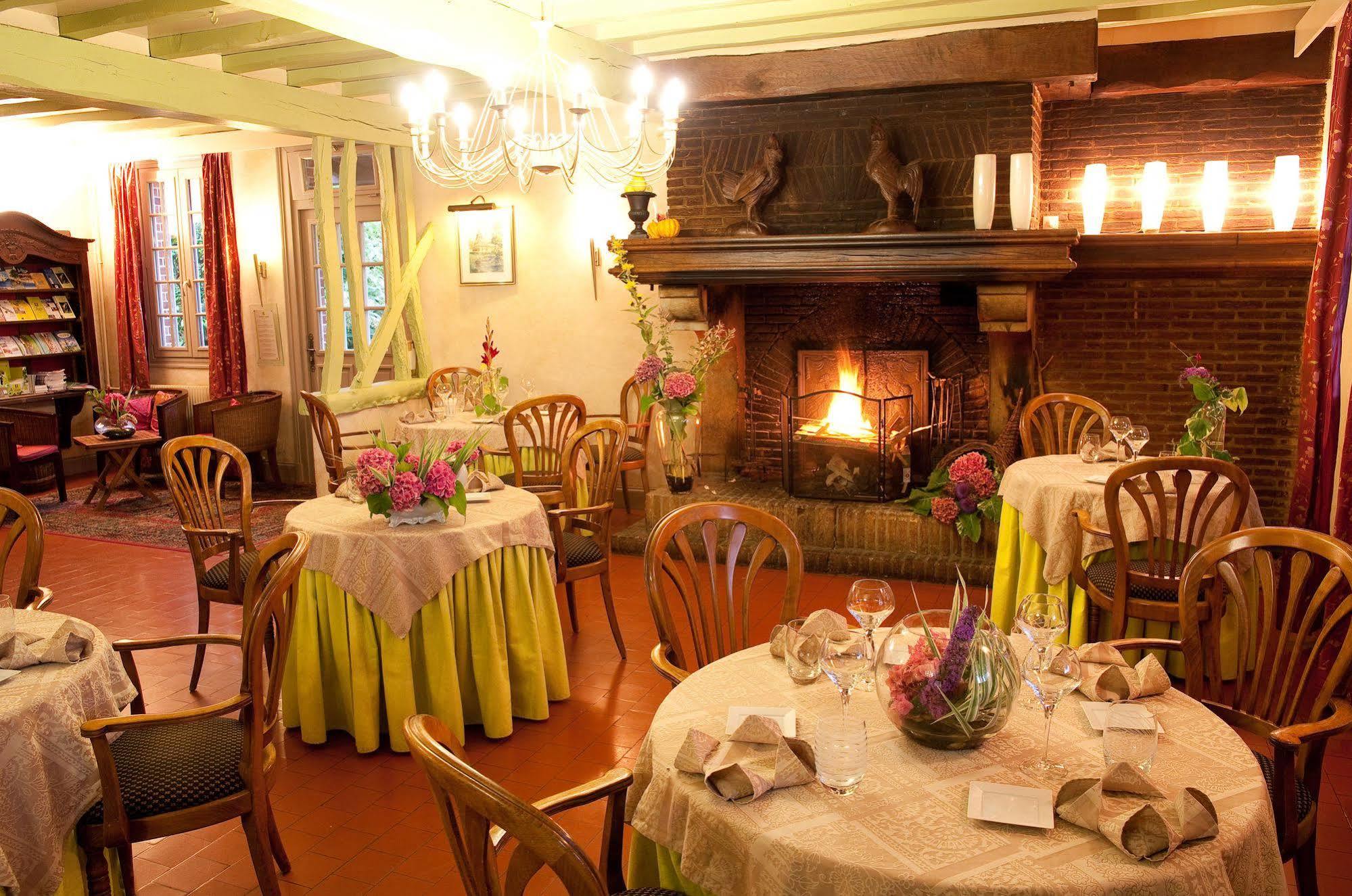 Le Relais Des Dalles - Hotel & Restaurant Sassetot-le-Mauconduit Kültér fotó